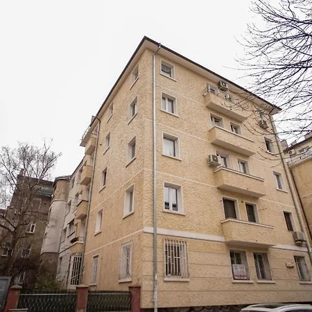Apartment With Courtyard Just Steps Away Vitosha Str *